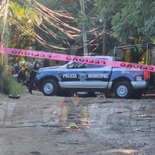 Hallan a un hombre sin vida y encobijado en Acapantzingo