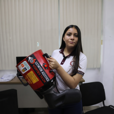 Estudiante mexicana gana oro en Indonesia con extintor acústico