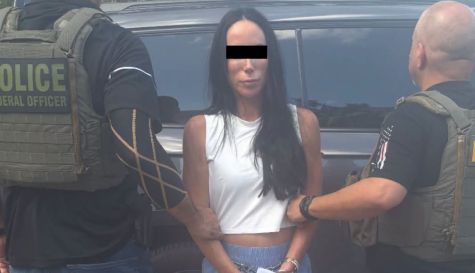 Detienen a presentadora Inés Gómez Mont