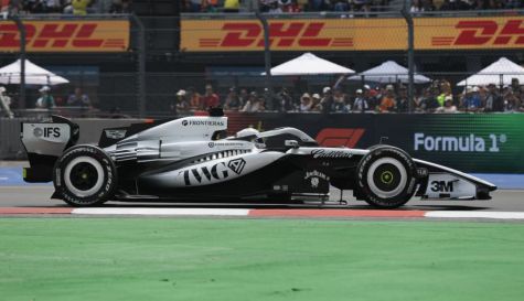 Checo Pérez sufre en las prácticas del Gran Premio de México 2026