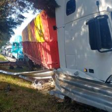 trailer mexico cuernavaca.jpg