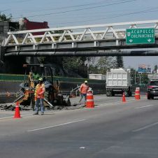 Nuevo hundimiento en Paso Express de Cuernavaca.jpg