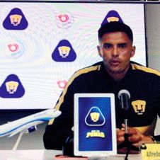 presentan-Talavera-Pumas-030720.jpg