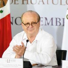 Gobernador-Conago-gira.jpg