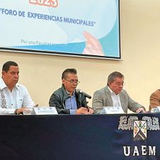 Rafael Reyes Reyes y Juan Ángel Flores Bustamante