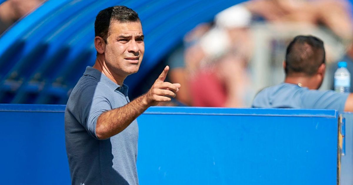 Es el plan B , sería Rafa relevo de Xavi