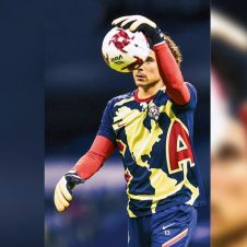 1-America-humillado-rayados-Memo-Ochoa-230820.jpg