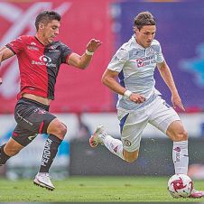 Cruz Azul deja escapar el liderato del certamen, al perder por la mínima diferencia; el Atlas dejá los últimos lugares