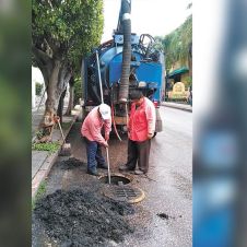 Realizan labores de desazolve en Cuernavaca