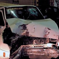 Destroza camioneta en Cuernavaca