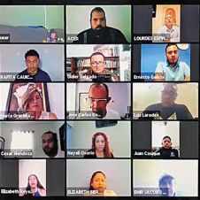 Reunión. Dan inicio las capacitaciones al magisterio.