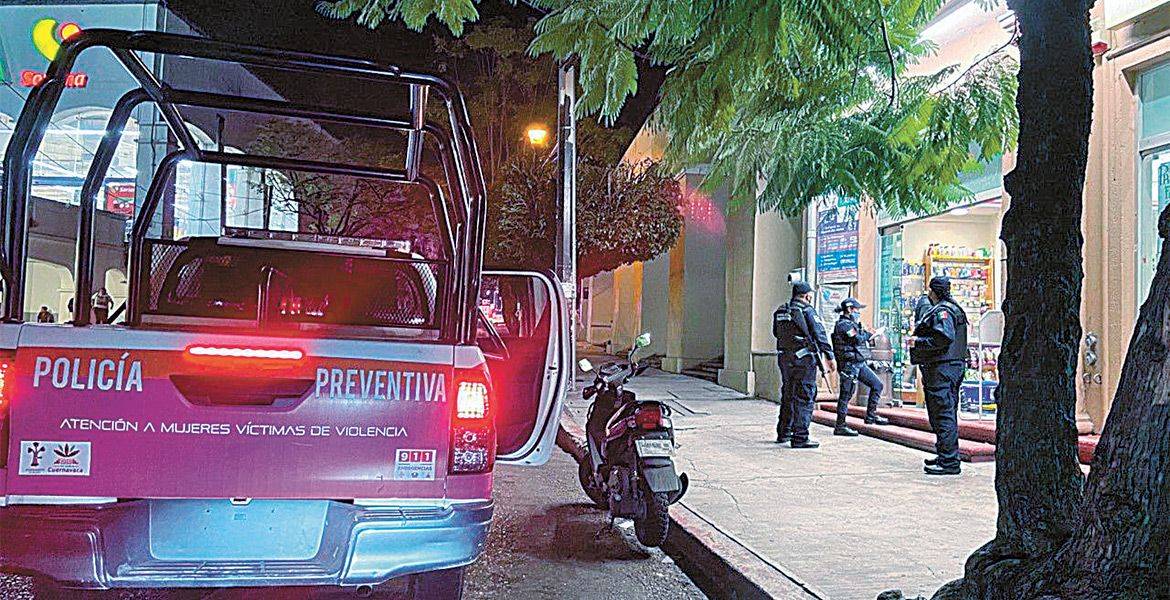 Asaltan una farmacia en el Centro de Cuernavaca Morelos