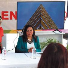 escalar-puestos-reto-mujeres-090318.jpg
