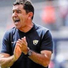 director-tecnico-pumas.jpg