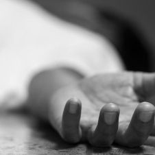 Hija conserva cadáver de su padre por 6 años para cobrar pensión