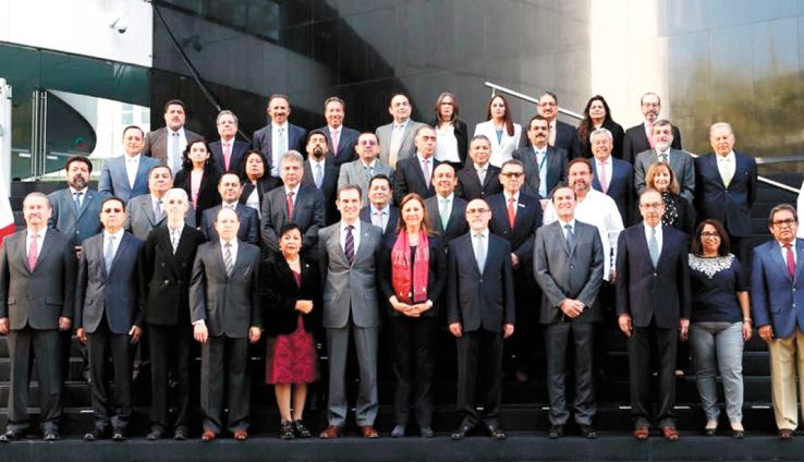 INE-constancias-senadores-270718.jpg