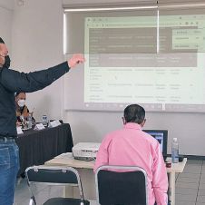 asigna-IEBEM-plazas-definitivas-maestros-docentes-120921.jpg