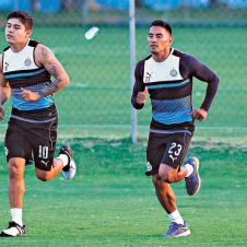 ¡Los corren! - ‘Corta’ Chivas a cuatro futbolistas indisciplinados