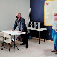 Acuden a escuelas con pláticas para prevenir COVID-19