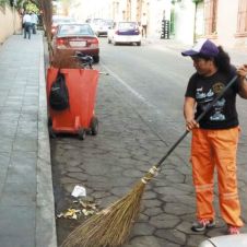 limpian-calles-del-centro-historico-de-cuernavaca.jpg