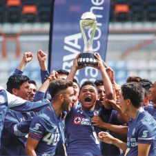Cementeritos-sub15-campeon-011218.jpg