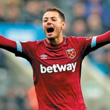 chicharito-anota-new-casstle.jpg
