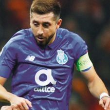 tecatito-herrera-porto.jpg
