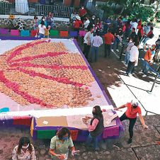 Pan-de-Muerto-monumental-Ayuntamiento-(1)_result.jpg