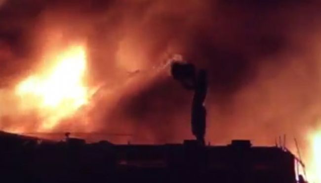 Desalojan a diez mil personas en Francia por incendio