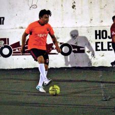 Rescata punto el Zaragoza con empate