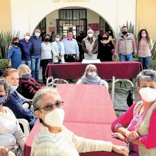 abuelos-alcalde.jpg