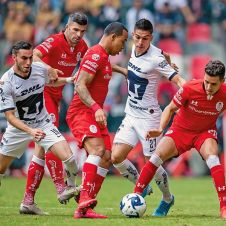 Pumas-lider-invicto-160220.jpg